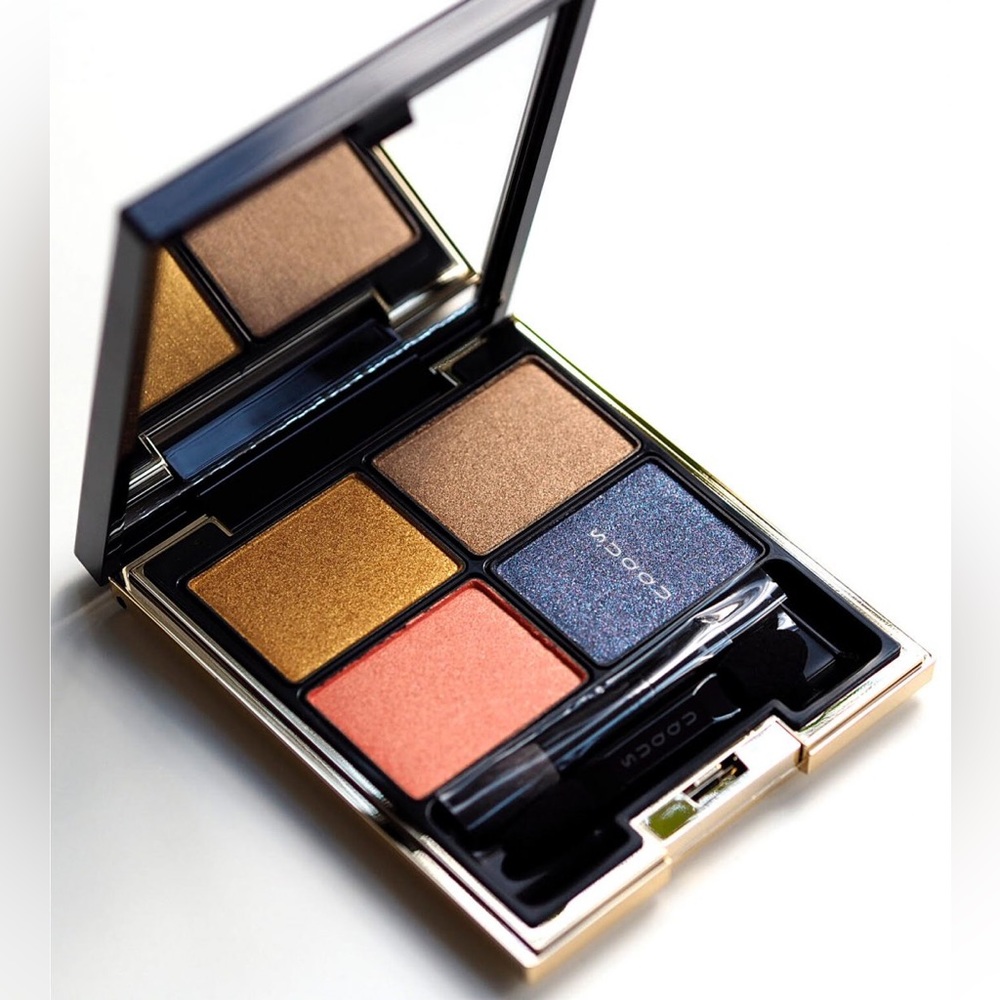 New no box Suqqu: Hikariori eyeshadow palette (2018 Interstellar Collection)
